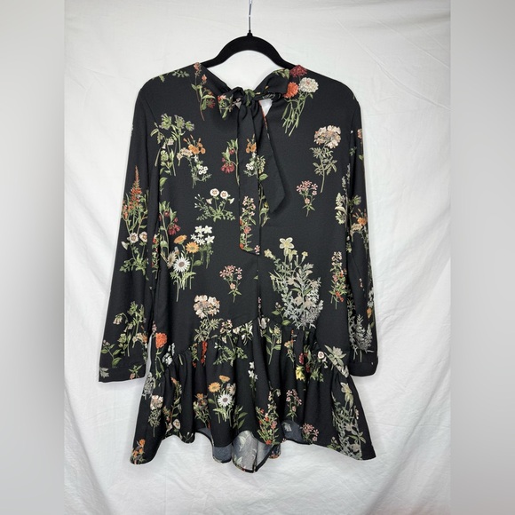 Zara Flowy Black Romper with Floral Design, Sz:S - Picture 4 of 9